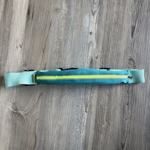 Fit Kicks Waist Pack Running Belt Exercise Fanny Pack Zip Teal Yellow Reflective